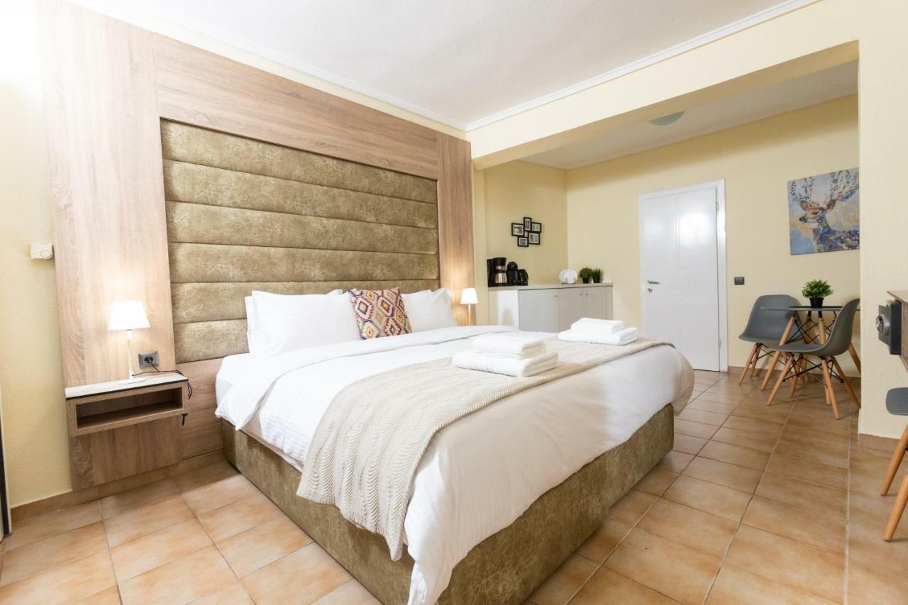 Seven Heaven Premium Suites Thessaloniki Exterior photo