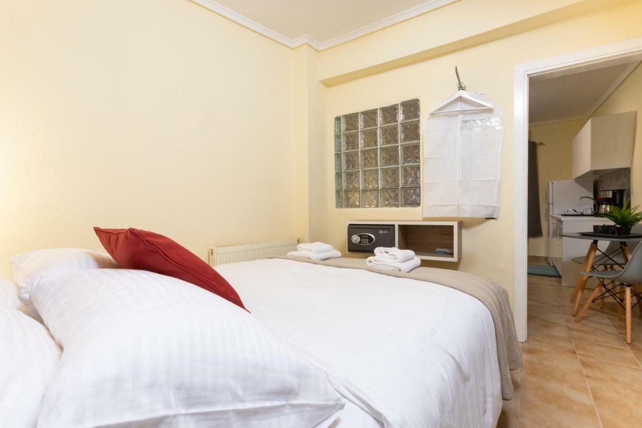 Seven Heaven Premium Suites Thessaloniki Exterior photo