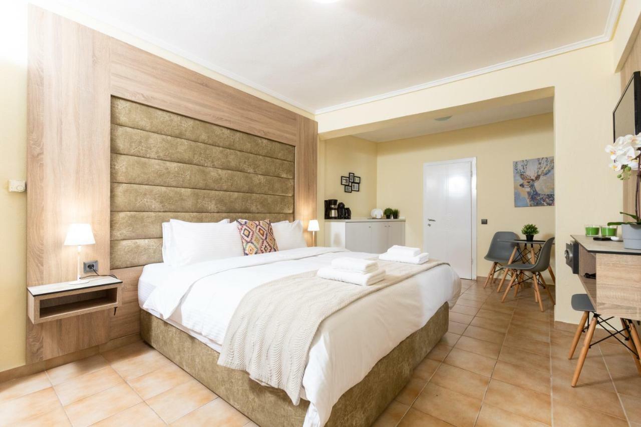Seven Heaven Premium Suites Thessaloniki Exterior photo